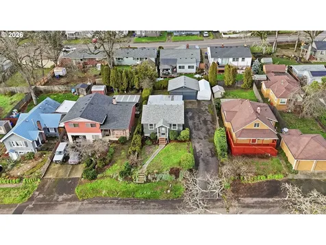 650 E Fairfield Street Gladstone OR 97027