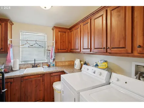 5101 NE 121st Avenue Vancouver WA 98682