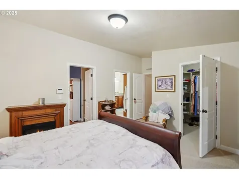 5101 NE 121st Avenue Vancouver WA 98682