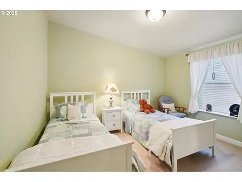 5101 NE 121st Avenue Vancouver WA 98682