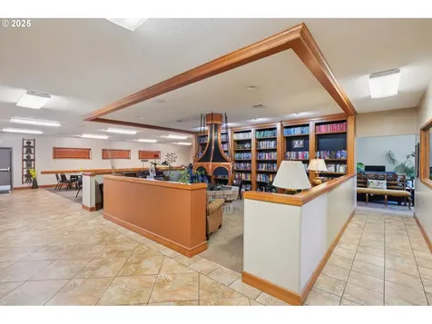 5101 NE 121st Avenue Vancouver WA 98682