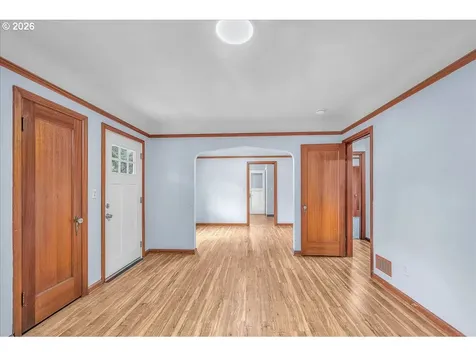19237 NE Glisan Street Portland OR 97230