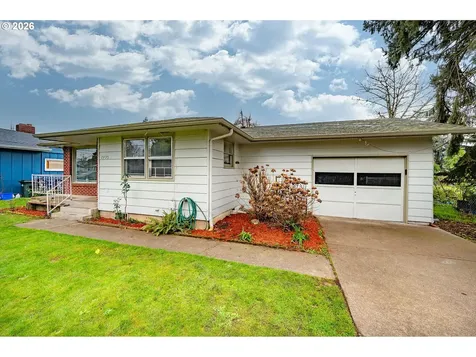 2495 G Street Springfield OR 97477