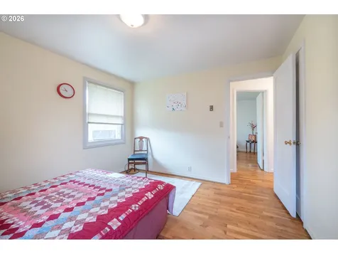 2495 G Street Springfield OR 97477