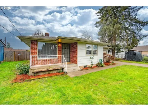 2495 G Street Springfield OR 97477