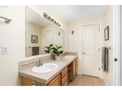 1060 W Lookout Ridge Drive Washougal WA 98671