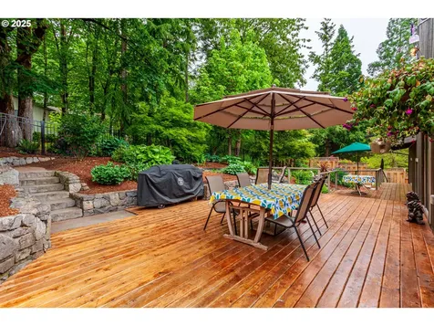11 Da Vinci Street Lake Oswego OR 97035