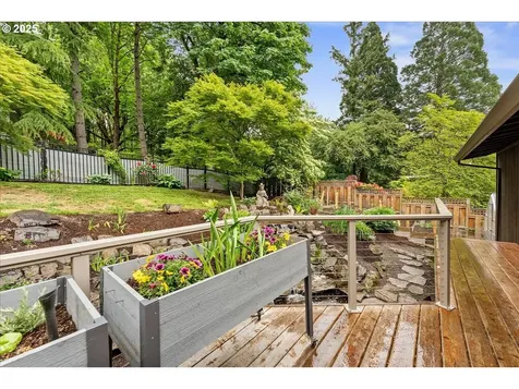 11 Da Vinci Street Lake Oswego OR 97035