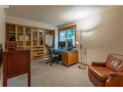 11 Da Vinci Street Lake Oswego OR 97035