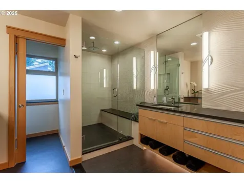 11 Da Vinci Street Lake Oswego OR 97035