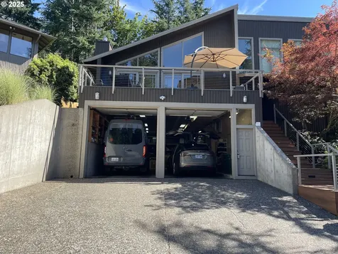 11 Da Vinci Street Lake Oswego OR 97035