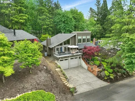 11 Da Vinci Street Lake Oswego OR 97035
