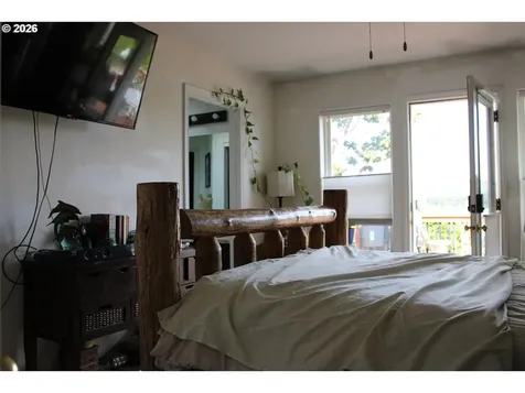110 SW 16th Court Troutdale OR 97060