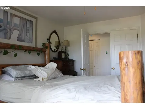 110 SW 16th Court Troutdale OR 97060