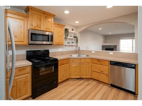 13713 NE 64th Circle Vancouver WA 98682