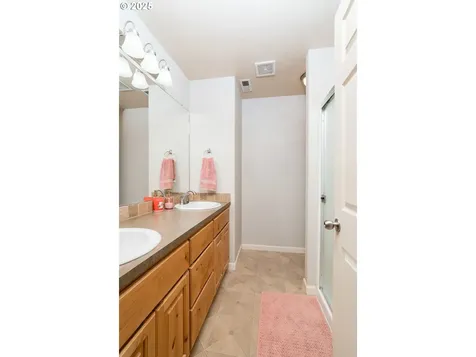 13713 NE 64th Circle Vancouver WA 98682