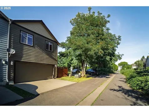 13713 NE 64th Circle Vancouver WA 98682
