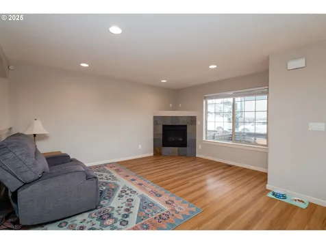 13713 NE 64th Circle Vancouver WA 98682