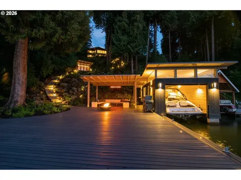 2707 Southshore Boulevard Lake Oswego OR 97034