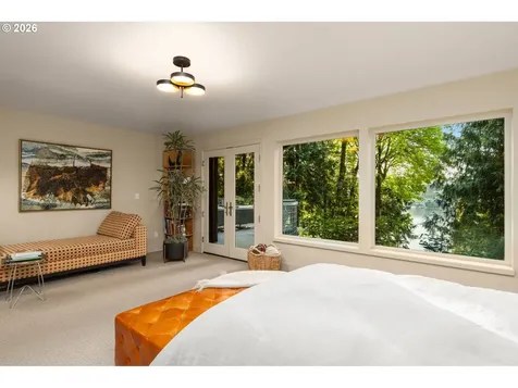 2707 Southshore Boulevard Lake Oswego OR 97034
