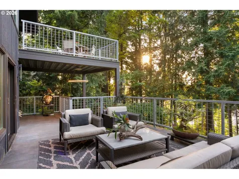 2707 Southshore Boulevard Lake Oswego OR 97034
