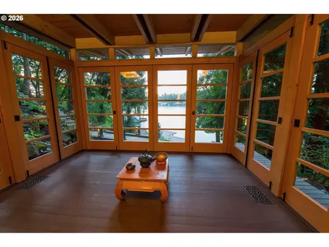 2707 Southshore Boulevard Lake Oswego OR 97034