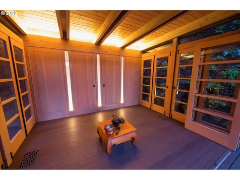 2707 Southshore Boulevard Lake Oswego OR 97034