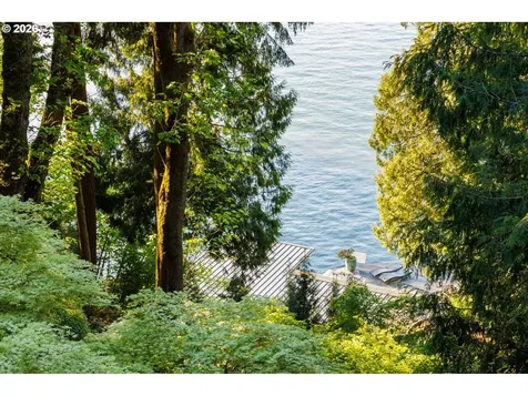 2707 Southshore Boulevard Lake Oswego OR 97034