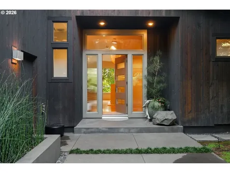 2707 Southshore Boulevard Lake Oswego OR 97034