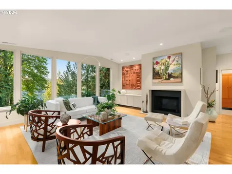 2707 Southshore Boulevard Lake Oswego OR 97034