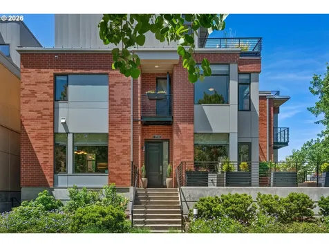 1710 NW Riverscape Street Portland OR 97209