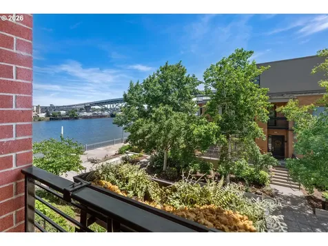 1710 NW Riverscape Street Portland OR 97209