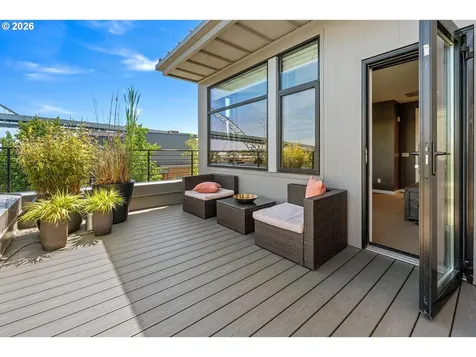 1710 NW Riverscape Street Portland OR 97209
