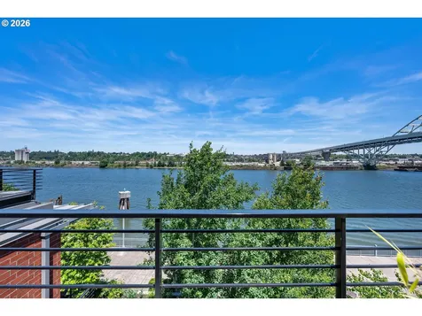 1710 NW Riverscape Street Portland OR 97209