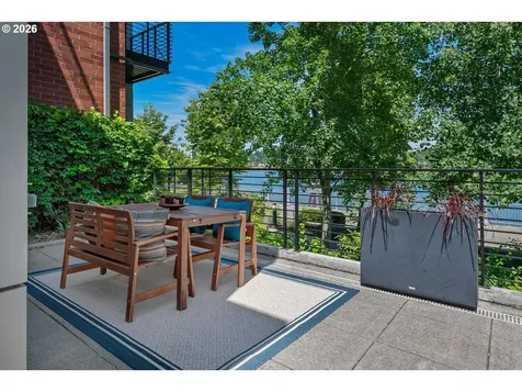 1710 NW Riverscape Street Portland OR 97209
