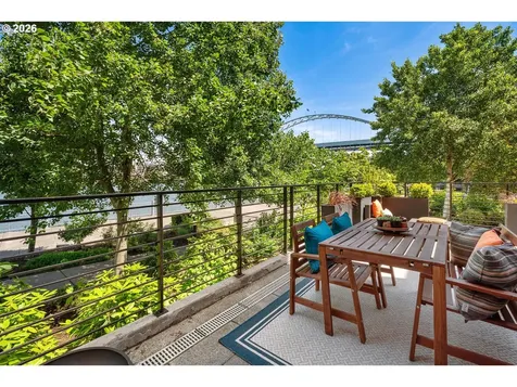 1710 NW Riverscape Street Portland OR 97209