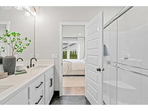 10306 NE 104th Street Vancouver WA 98662