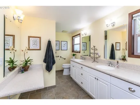 22651 S Penman Road Oregon City OR 97045