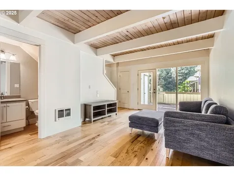 19675 NW Quail Hollow Drive Portland OR 97229