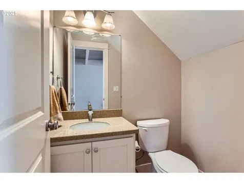 19675 NW Quail Hollow Drive Portland OR 97229
