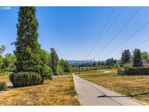 19675 NW Quail Hollow Drive Portland OR 97229