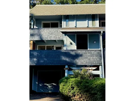 19675 NW Quail Hollow Drive Portland OR 97229