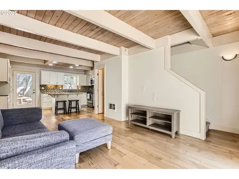 19675 NW Quail Hollow Drive Portland OR 97229