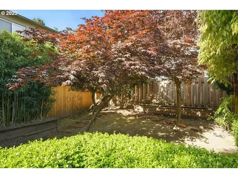 414 S Pendleton Street Portland OR 97239