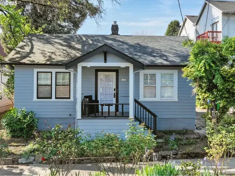 414 S Pendleton Street Portland OR 97239