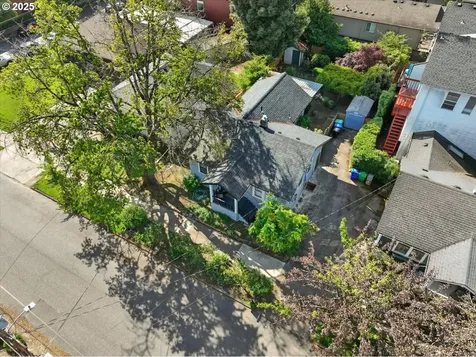414 S Pendleton Street Portland OR 97239