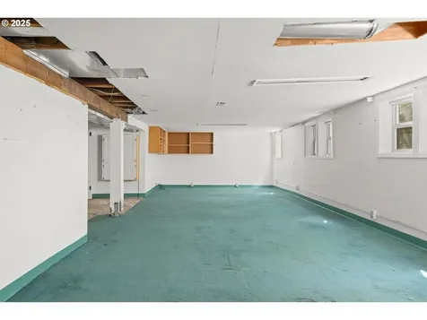 4219 SW Condor Avenue Portland OR 97239