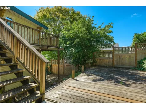 4219 SW Condor Avenue Portland OR 97239