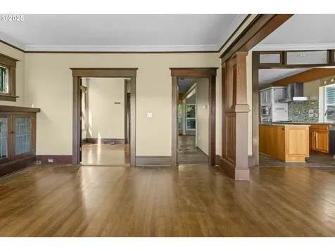 4219 SW Condor Avenue Portland OR 97239