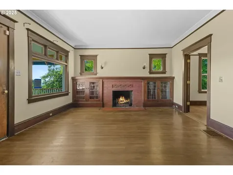 4219 SW Condor Avenue Portland OR 97239